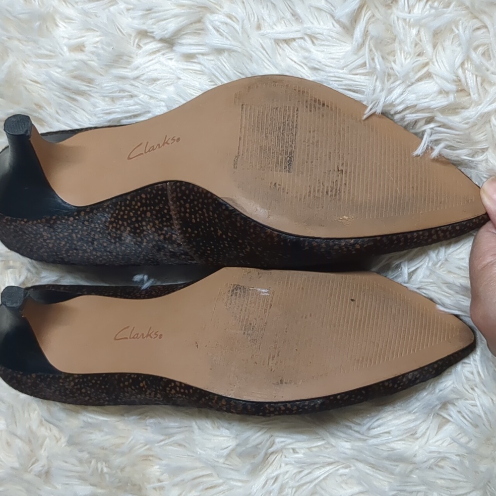 Clarks Artisan Leopard Calf Hair Animal Print Heels Pumps Leather Hair Size 7.5 - Picture 10 of 12